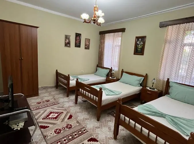 Adi Doga Pensjonat Berat